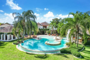 Moroccan-Style Paradise with Pool & Maid at Casa de Campo